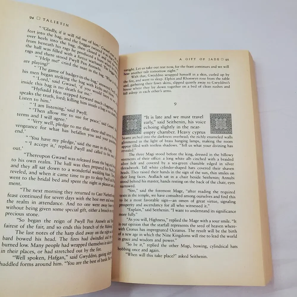 Taliesin (The Pendragon Cycle, Book 1) by Stephen R. Lawhead (Paperback) 1989